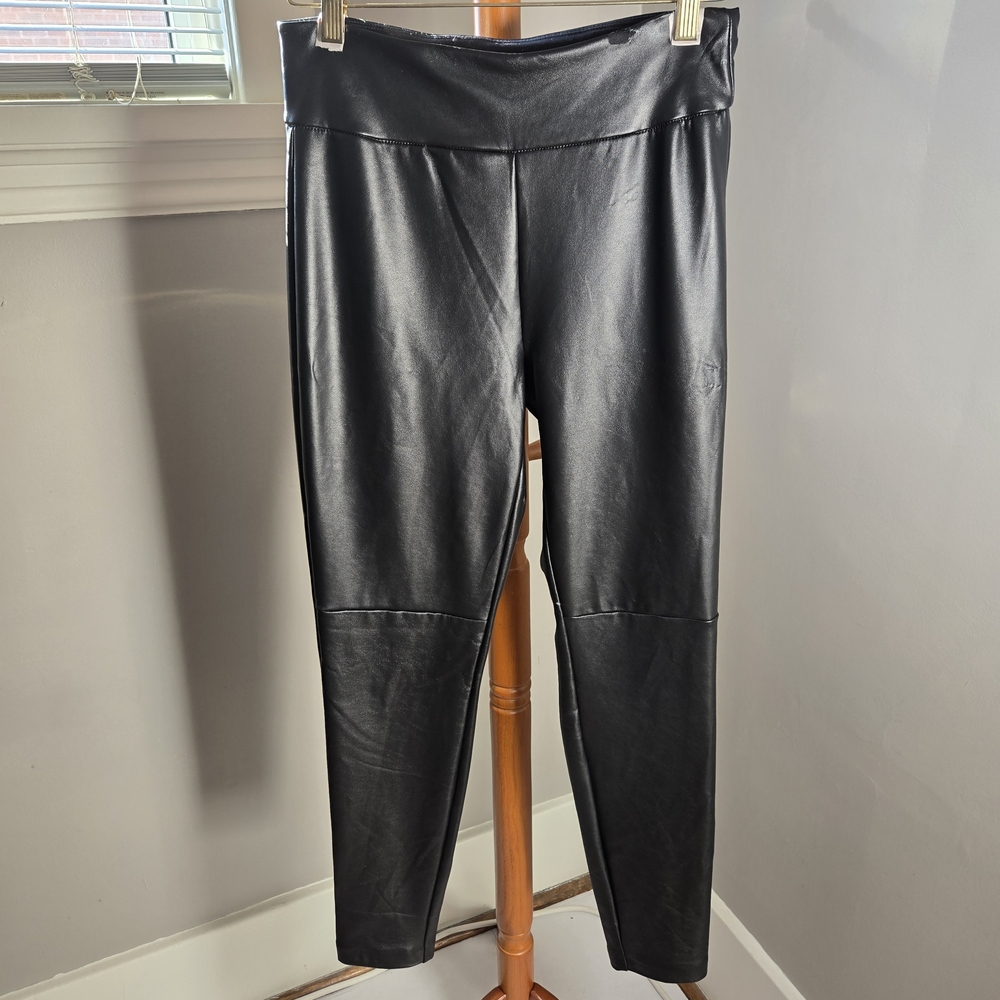Dynamite Medium Black Faux Leather Leggings NWOT Never Worn